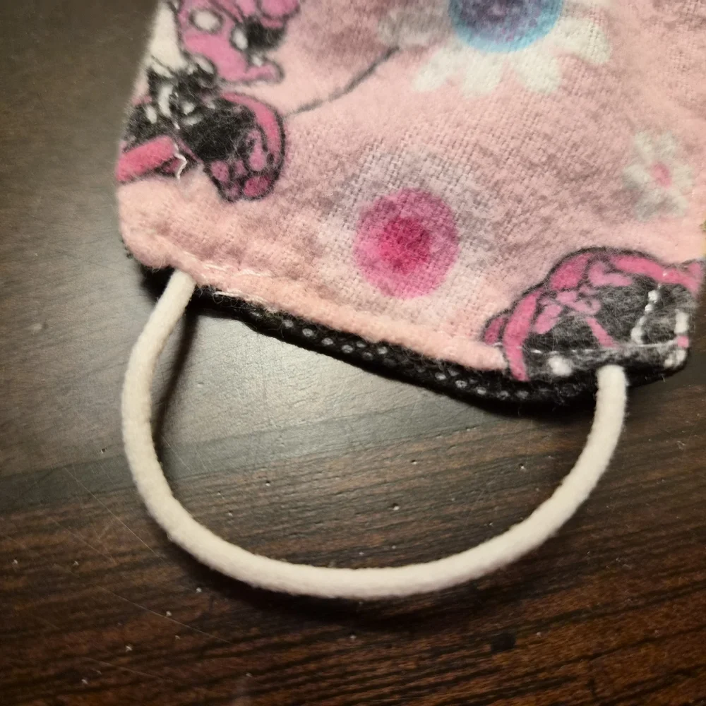 Minnie Mouse Pink Floral Face Mask Sz Small (3-5 Yrs)